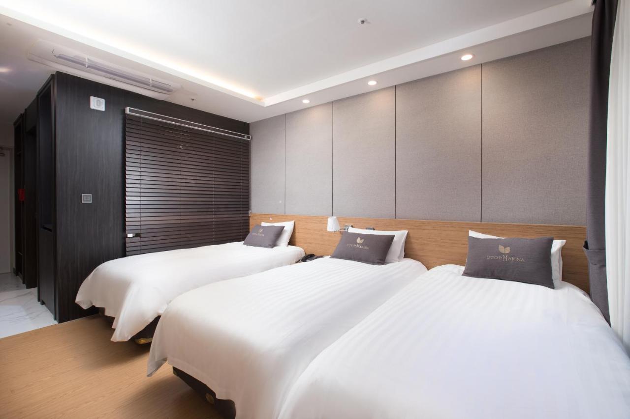 Utop Marina Hotel & Resort Йосу Екстериор снимка