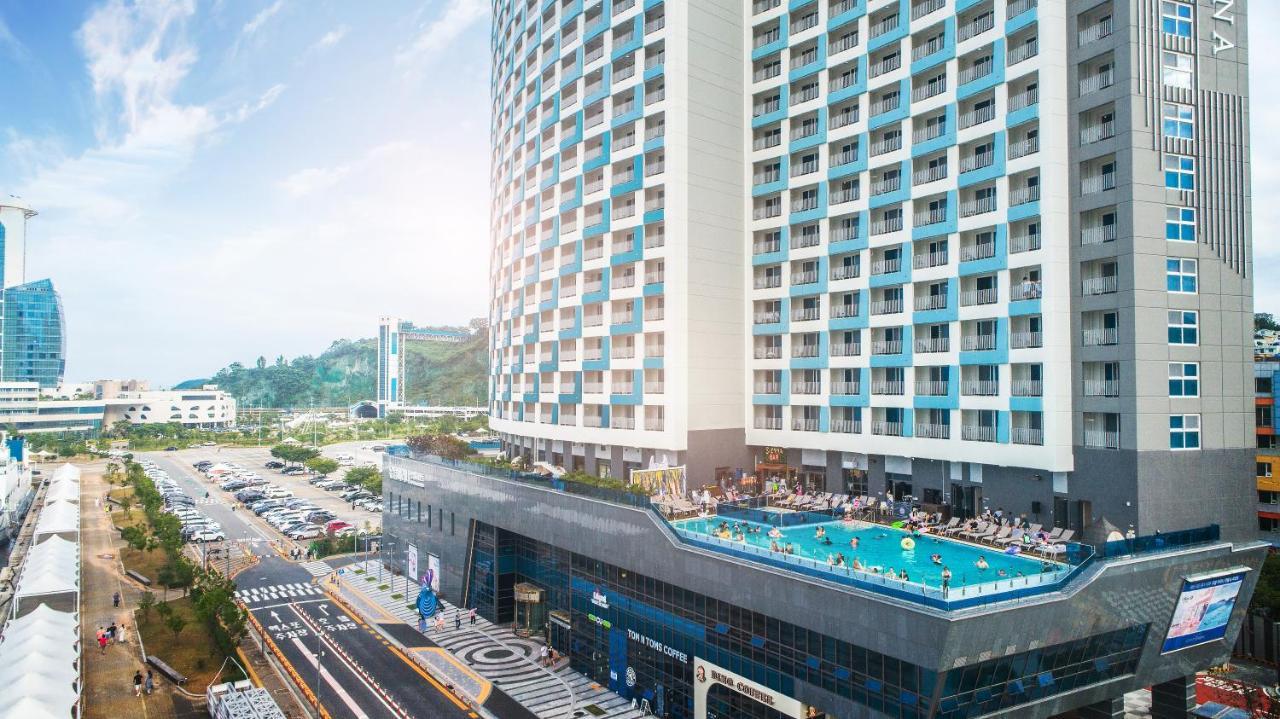 Utop Marina Hotel & Resort Йосу Екстериор снимка