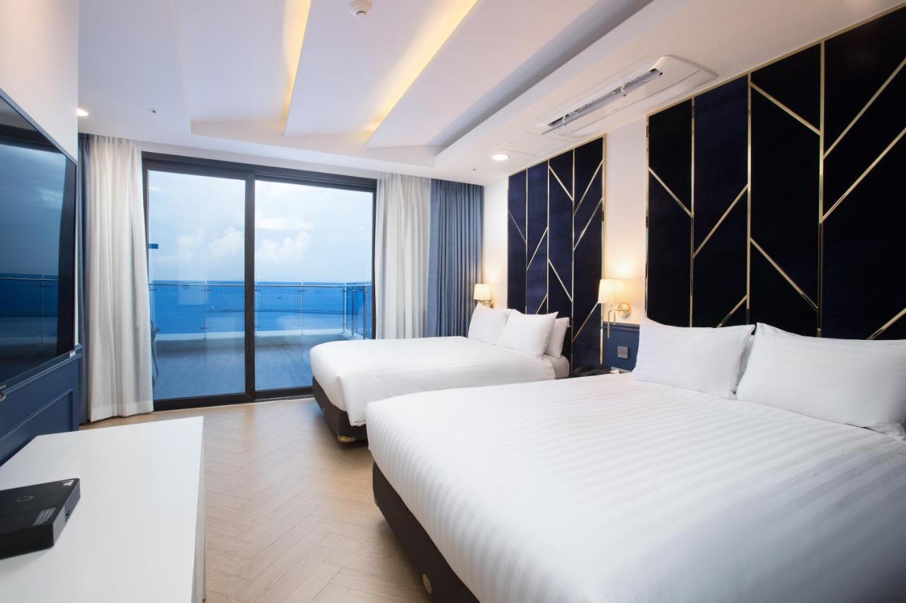 Utop Marina Hotel & Resort Йосу Екстериор снимка