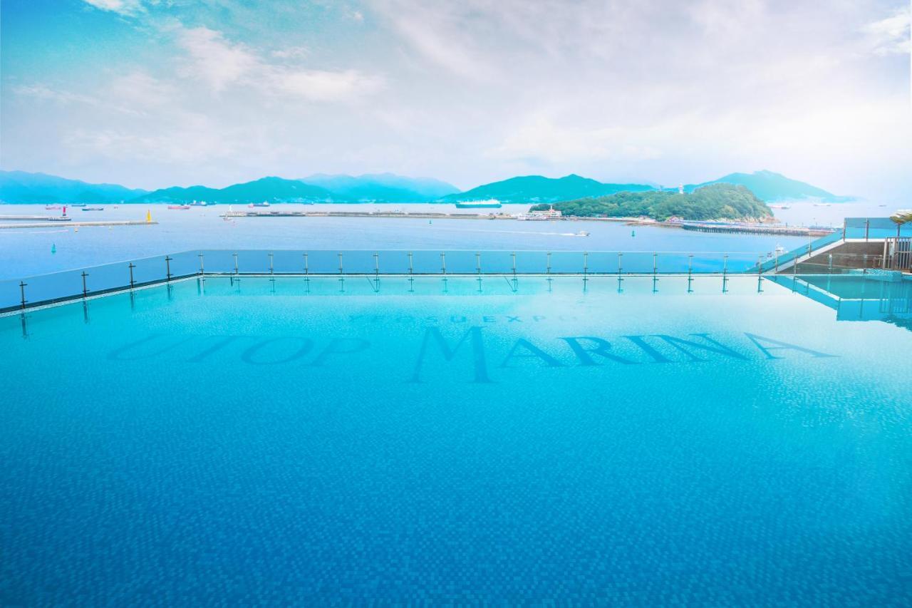 Utop Marina Hotel & Resort Йосу Екстериор снимка