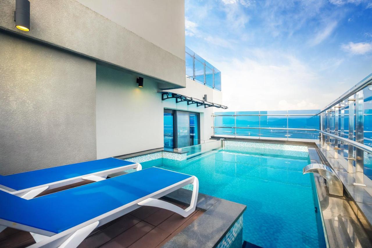Utop Marina Hotel & Resort Йосу Екстериор снимка